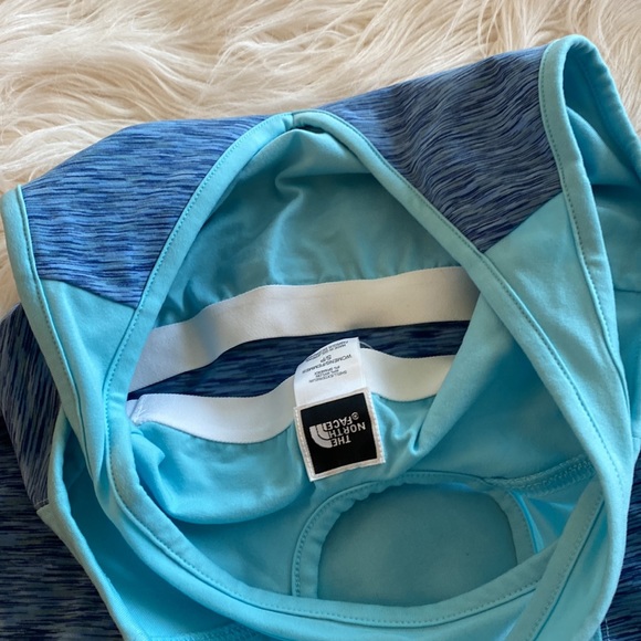 NEW THE NORTH FACE tank top - Picture 9 of 11